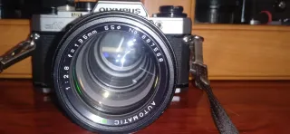 Olympus OM10 Cámara Analógica Plata