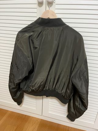 2 Chaquetas bomber Bershka verde oliva