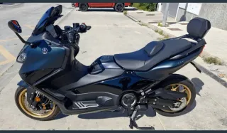 Yamaha T-MAX Tech 560 Maxi Scooter