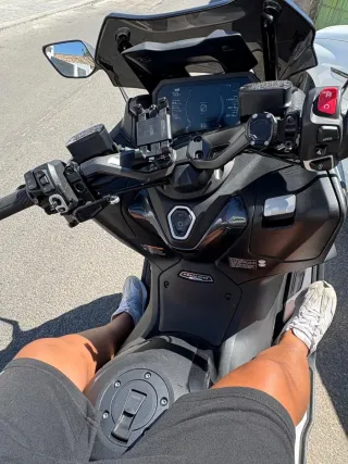 Yamaha T-MAX Tech 560 Maxi Scooter