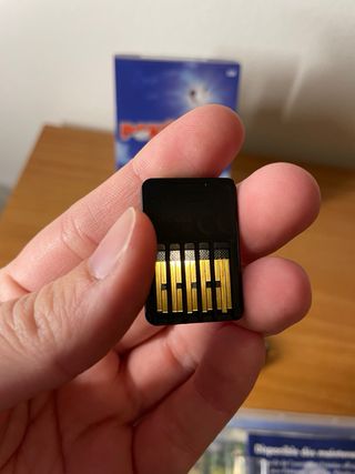 Nintendo Switch Let's Go Pikachu + Pokeball Plus