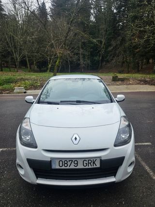 Renault Clio III Exception 2 - 1.2 TCe 100 CV
