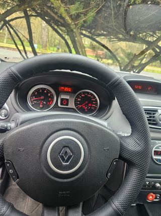 Renault Clio III Exception 2 - 1.2 TCe 100 CV