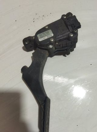 Potenciómetro pedal volkswagen t5 1.9 tdi 170394