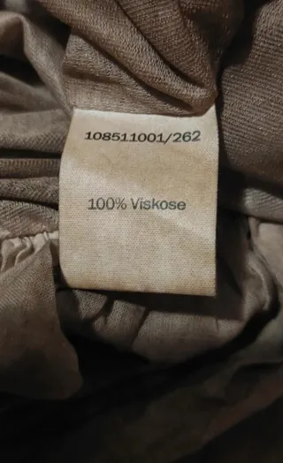 Vestito beige con pizzo