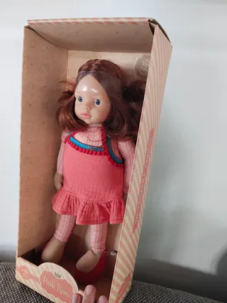 Muñeca Paola Reina cuerpo blando