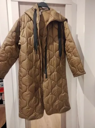 Parka Mango verde acolchada