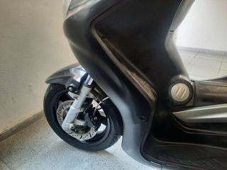 TGB X Motion 125cc Scooter Negro/Plata