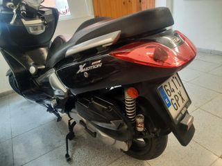 TGB X Motion 125cc Scooter Negro/Plata