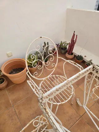 Conjunto mesa y sillas forja vintage