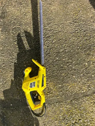 Corta setos eléctrico amarillo