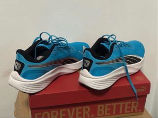 Deportivas Puma Azules y Negras Nuevas