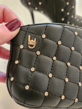 Stivaletti Liu Jo neri borchie n. 38