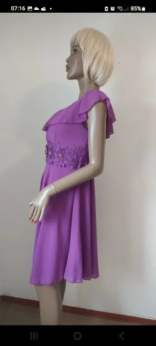 Vestito monospalla svasato