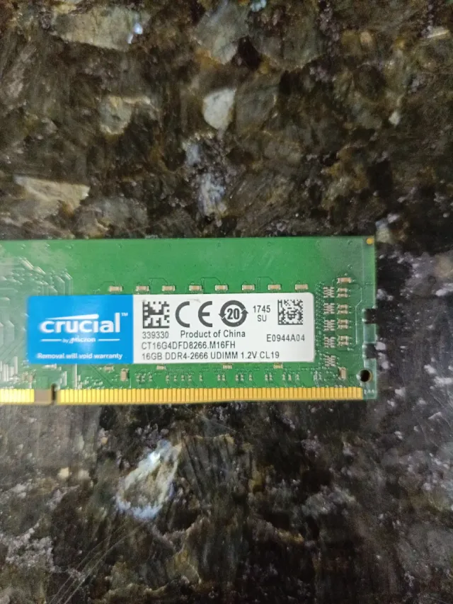 Memoria RAM Crucial 16GB DDR4-2666