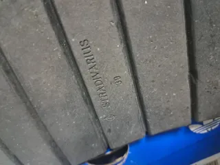 Botas ante negro  Stradivarius