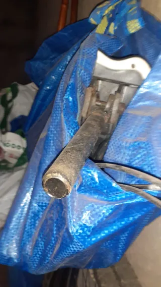 Lote de 3 bicicletas y muchos accesorios