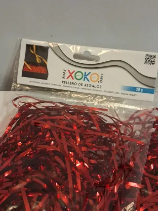 Relleno para regalos rojo