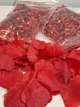 Relleno para regalos rojo