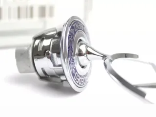 Logo Capó Mercedes W202 W203 W208 W210 W211 W124