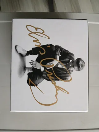 Elvis Presley Box de luxe de 60 CDs +book+ stiker