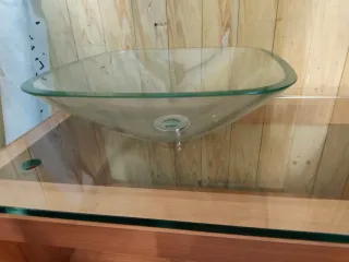 Mueble de baño cristal y madera