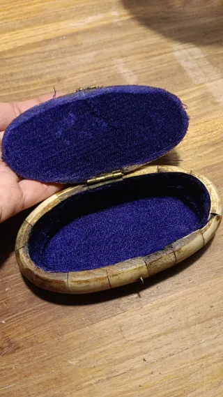 Scatolina vintage decorata