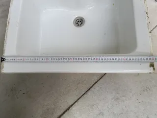 Fregadero de porcelana blanco