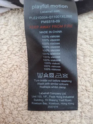 Camiseta Talla 48 . Medidas en descripción