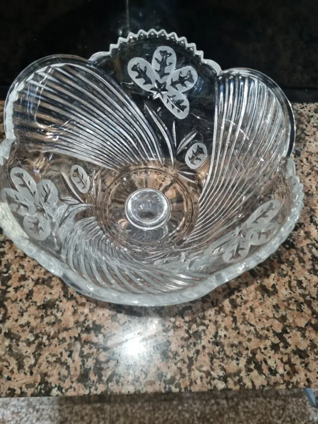 Frutero cuenco cristal tallado