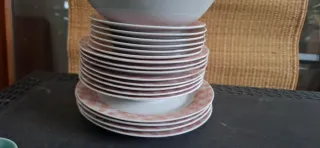 Set 18 piatti porcellana rosa e bianchi+ 1 ciotola