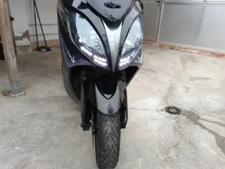 Kymco Xciting 400 ABS