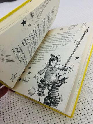 Kika Superbruja y don Quijote de la Mancha (Spa...