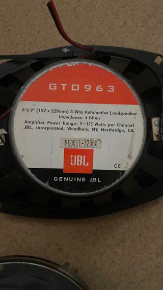 Altavoces Coche Ovalados y Redondos