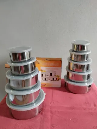 Set contenitori acciaio inox con coperchi