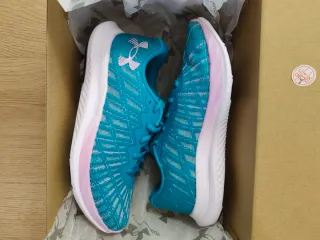 Zapatillas Under Armour Charged Breeze 2