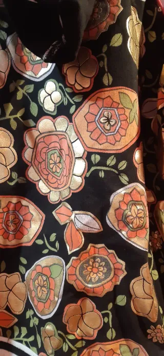 Sudadera con doble estampado de rostros