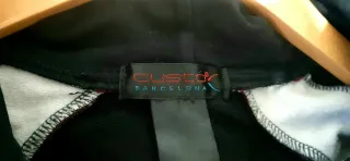 Sudadera con doble estampado de rostros