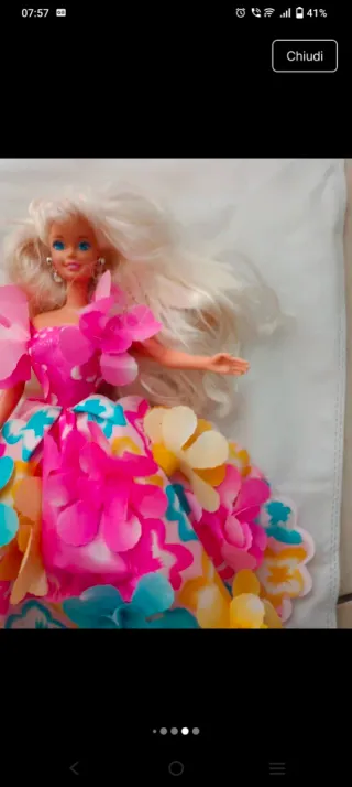 Barbie Blossom con vestito floreale