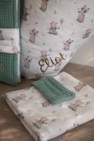 Cesta nacimiento bebé personalizada