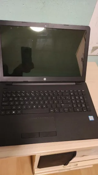 Ordenador portátil HP 15-bs066ns