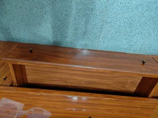 Mueble de salón de madera