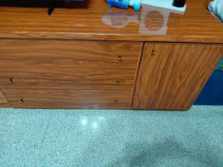 Mueble de salón de madera