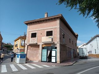 Edificio en venta en Loeches