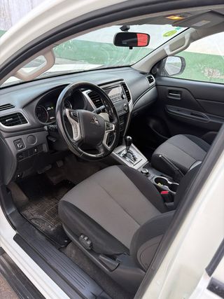 Mitsubishi L 200 2021