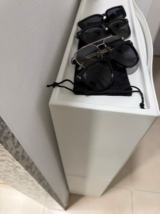 Zapatero blanco de plástico