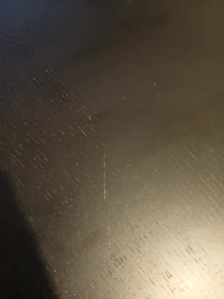 Escritorio negro metal y madera