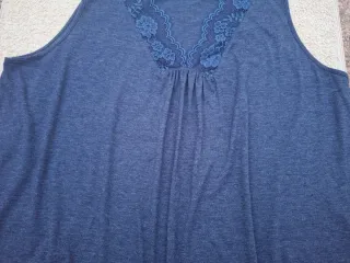 Camiseta T 2XL. Medidas en descripción