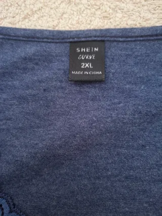 Camiseta T 2XL. Medidas en descripción