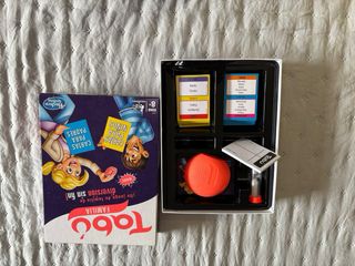 Lote 4 Juegos de Mesa: Pictionary, Tabú, Descubrie
